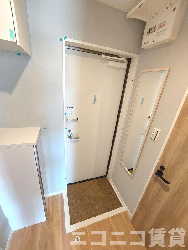 玄関　別号室イメージの為、現状を優先致します。