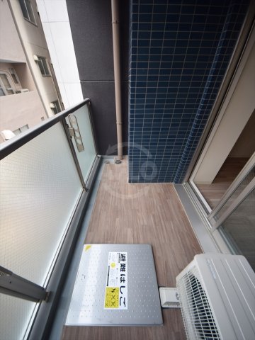 バルコニー　プレサンス心斎橋ソレイユ　バルコニー