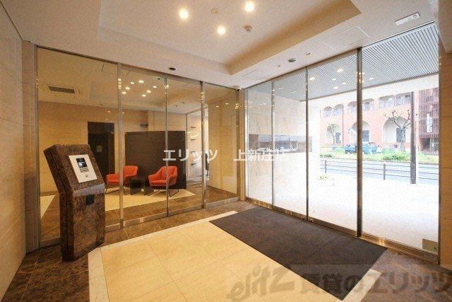 ロビー　エントランス