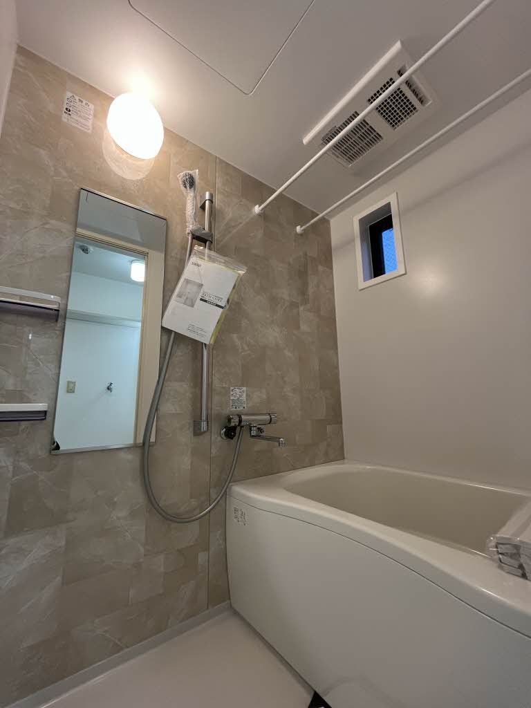 バス・シャワールーム　浴室