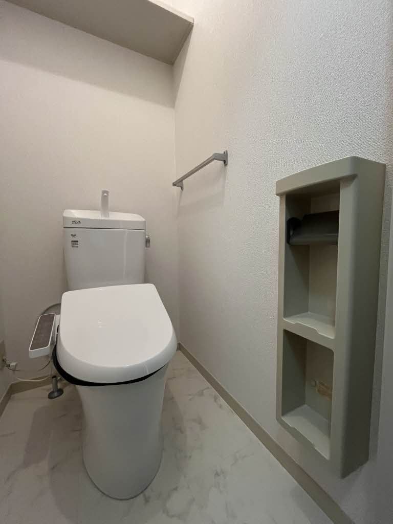 トイレ　トイレ