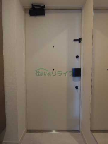 玄関　別部屋の参考写真です。