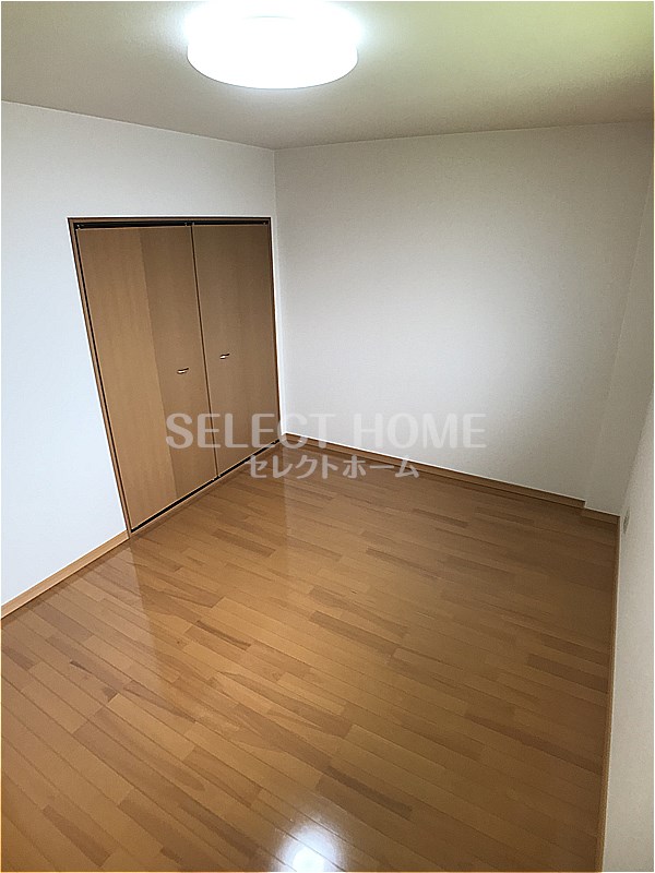 その他部屋・スペース　使い勝手のいい寝室です 同型タイプ