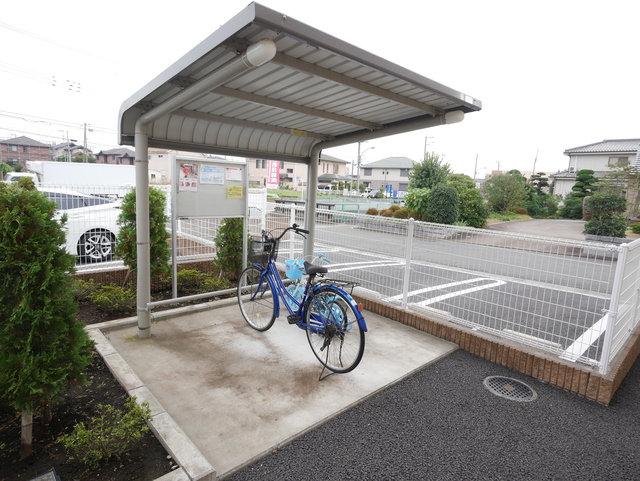 その他共有部分　★屋根付き駐輪場がございます★