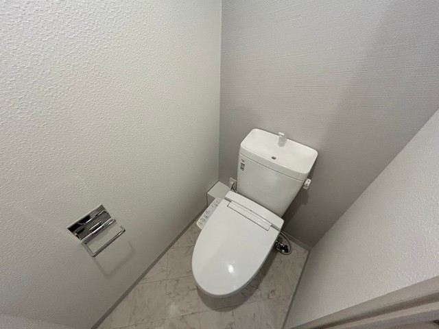 トイレ　別号室の写真