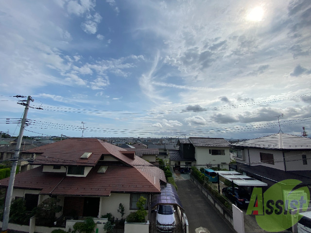 眺望　大きい建物もないので、バルコニーからの眺めはとてもいいです。