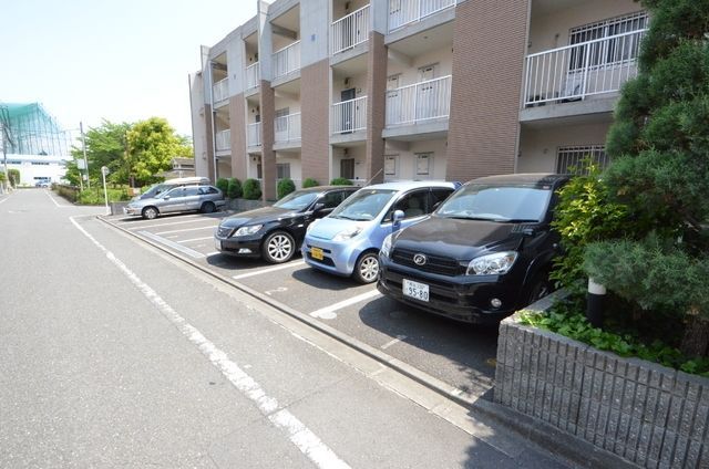 駐車場　★駐車場★