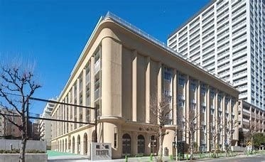 小学校　中央区立中央小学校（小学校）まで340m