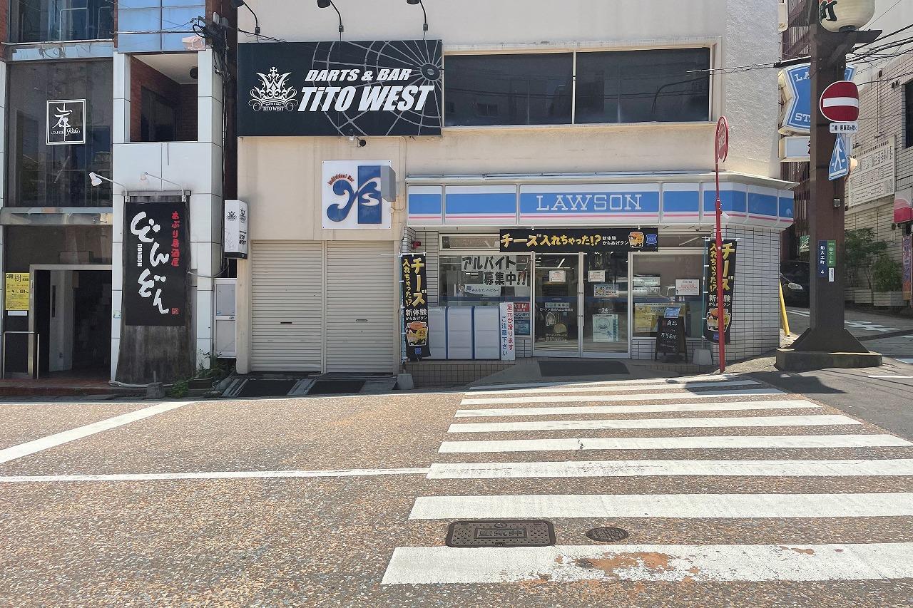 コンビニ　ローソン長崎丸山公園前店（コンビニ）まで157m