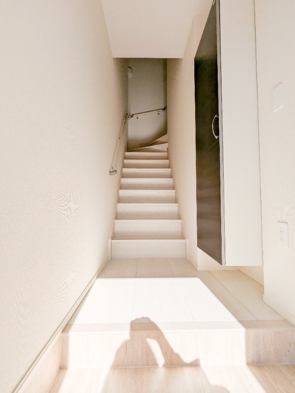 玄関　図面と現状に相違がある場合には現状を優先