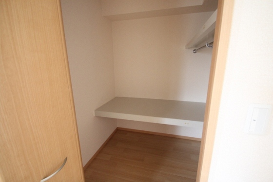 収納　※別部屋の写真です