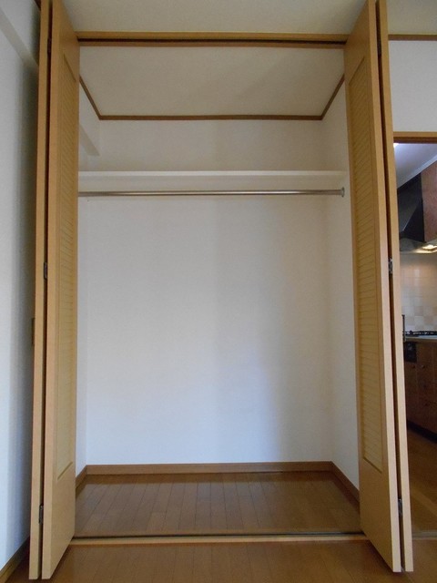 収納　※写真は101号室のものです