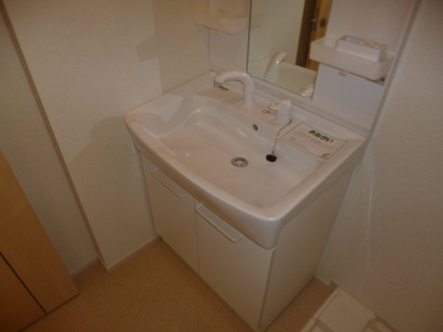 洗面設備　洗髪洗面化粧台