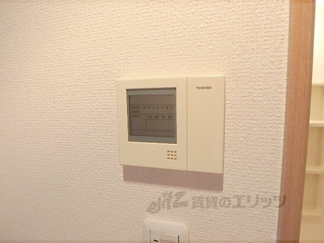 その他設備　給湯器リモコン