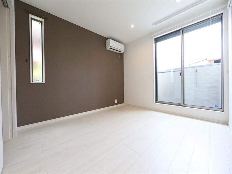 バルコニー　ＬＤＫ9.9帖　エアコン完備　バルコニー