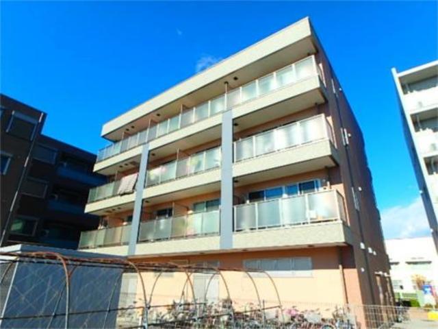 建物外観　ハウスメーカー施工の安心設計です