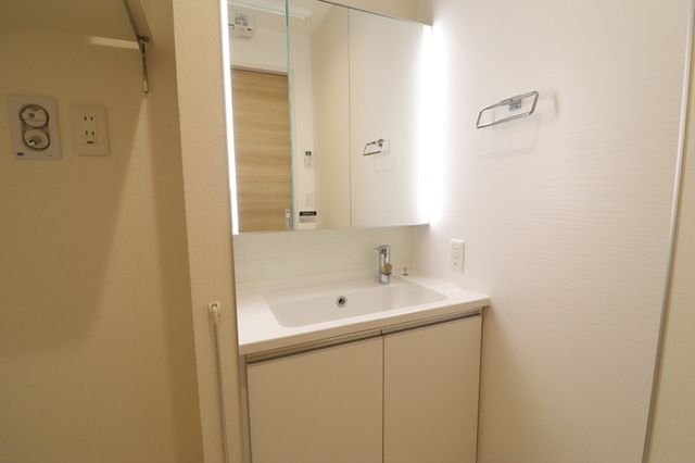 洗面設備　洗髪洗面化粧台