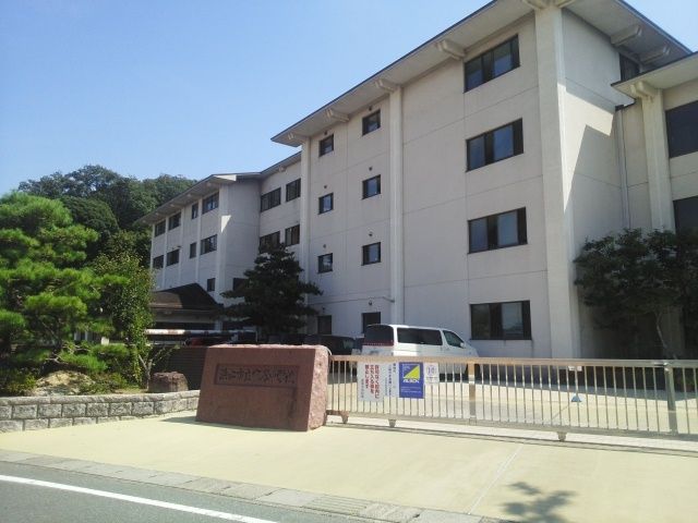 中学校　浜松市立富塚中学校（中学校）まで1600m