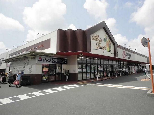 スーパー　遠鉄ストア富塚店（スーパー）まで2100m