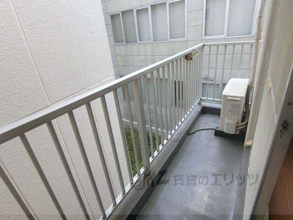 バルコニー　ベランダ