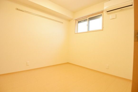 その他部屋・スペース　★寝室にはエアコンもついてます★