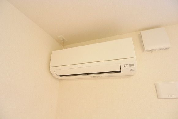 その他　★もちろんリビングにもエアコン付き★