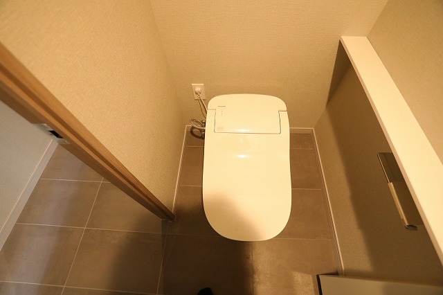 トイレ　参考写真