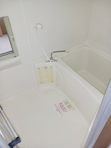 バス・シャワールーム　きれいなお風呂です