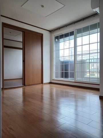 居室・リビング　使いやすい居間です