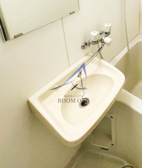 洗面設備　洗面台です。