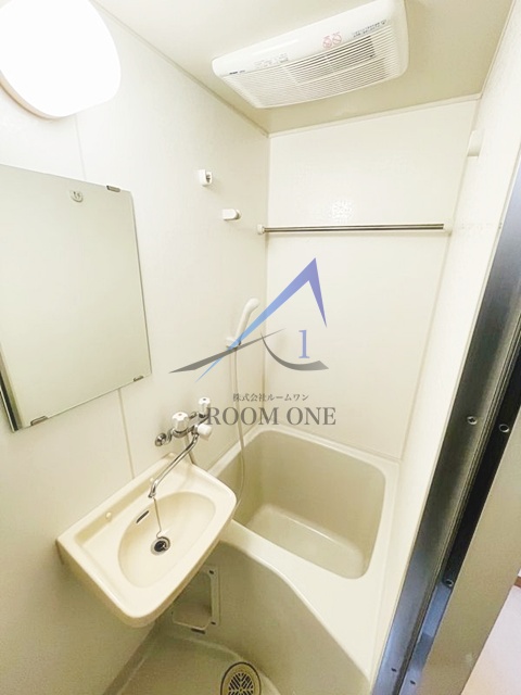 バス・シャワールーム　お風呂です。