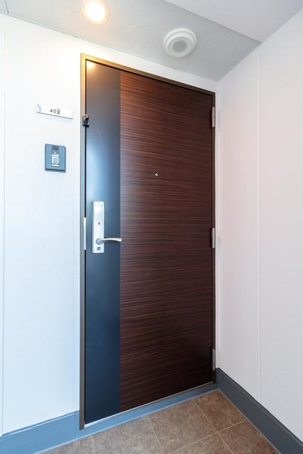 玄関　※写真は同タイプ住戸です。