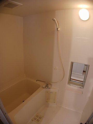 バス・シャワールーム　お風呂です