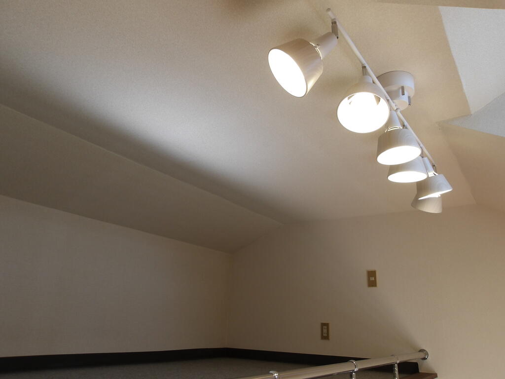 その他部屋・スペース　ロフト付なのでお部屋が広々使えます