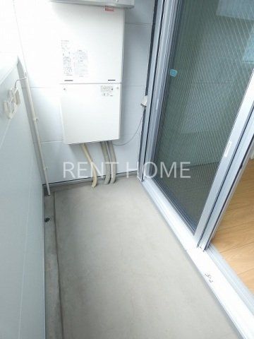 バルコニー　南向きベランダです