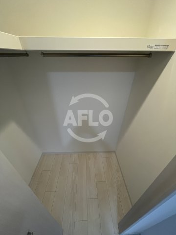 収納　スプランディッドライズ新大阪ノース　ウォークインクローゼット