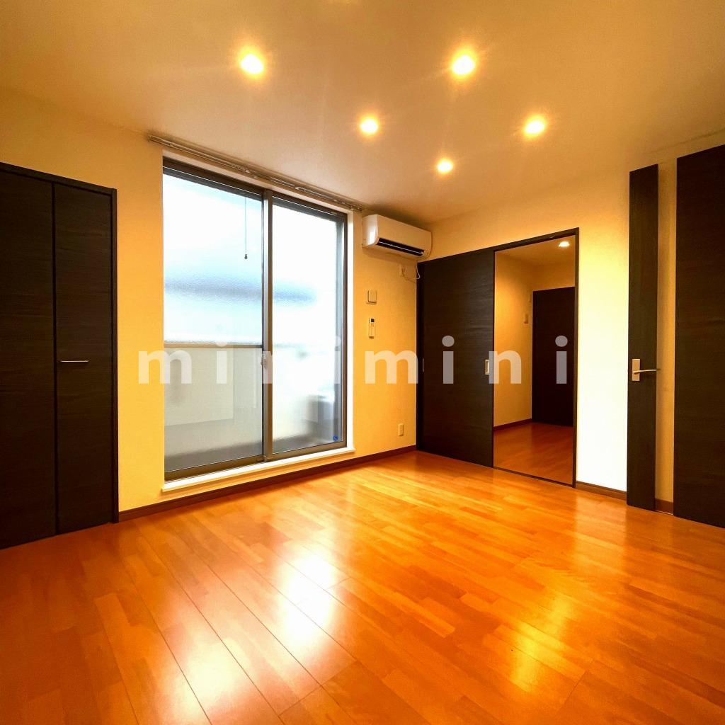 居室・リビング　※写真は別号室のものですので現状優先させていただきます。