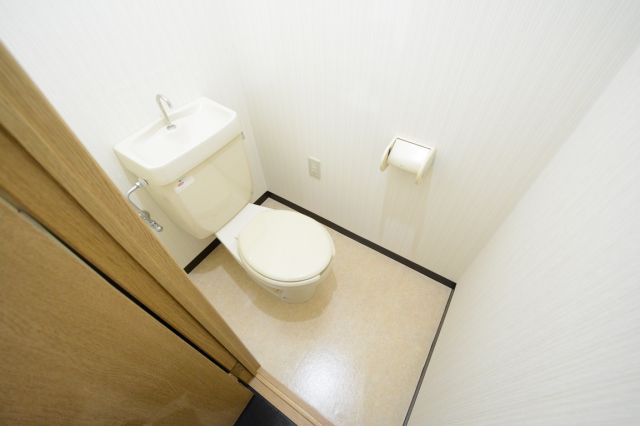 トイレ　バストイレセパレートタイプでオススメ♪