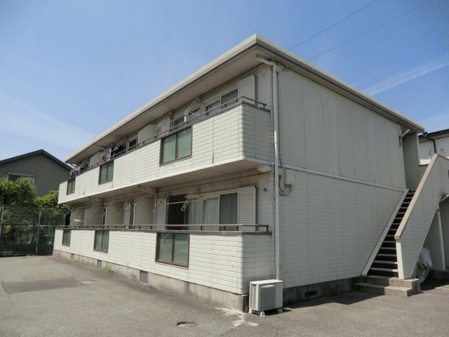 建物外観　敷地内に駐車場あります！