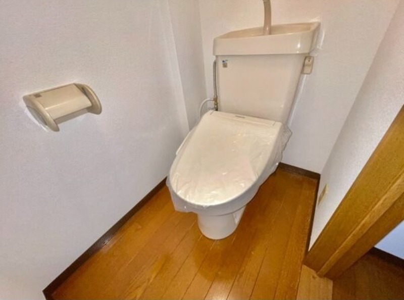 トイレ　図面と現状に相違がある場合には現状を優先