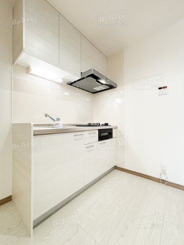 キッチン　2口コンロ・グリル付きの使いやすいシステムキッチンです♪