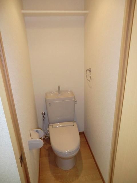 トイレ　洋式のトイレ