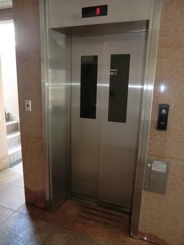 その他　エレベーター