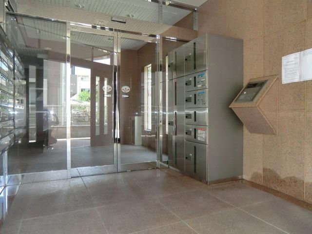 エントランス　オーロック付き