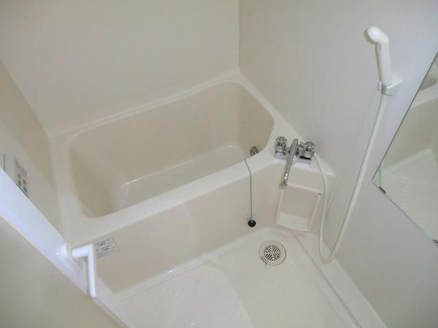 バス・シャワールーム　バスルーム