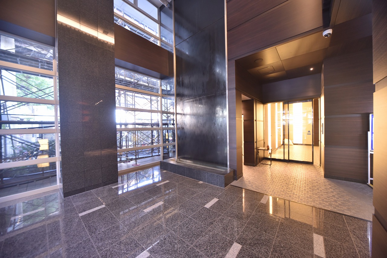 エントランス　エントランス