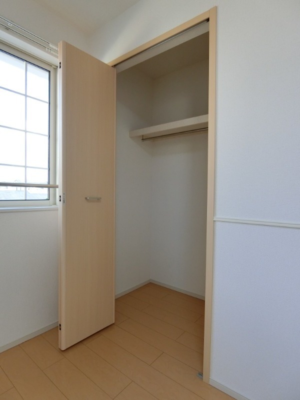 収納　図面と現状に相違がある場合には現状を優先