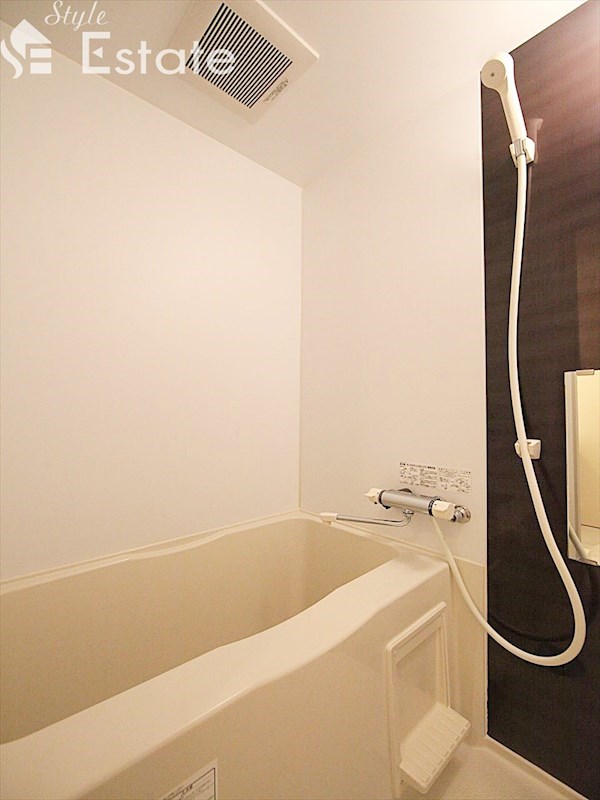 バス・シャワールーム　バスルーム