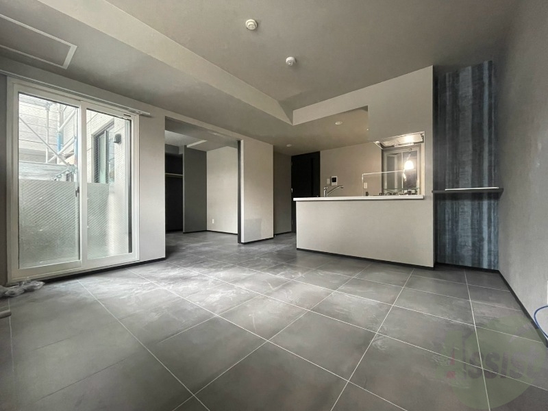 居室・リビング　広々としたリビングですね。使い勝手がよさそうですね！