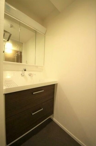 洗面設備　☆嬉しい独立洗面台☆